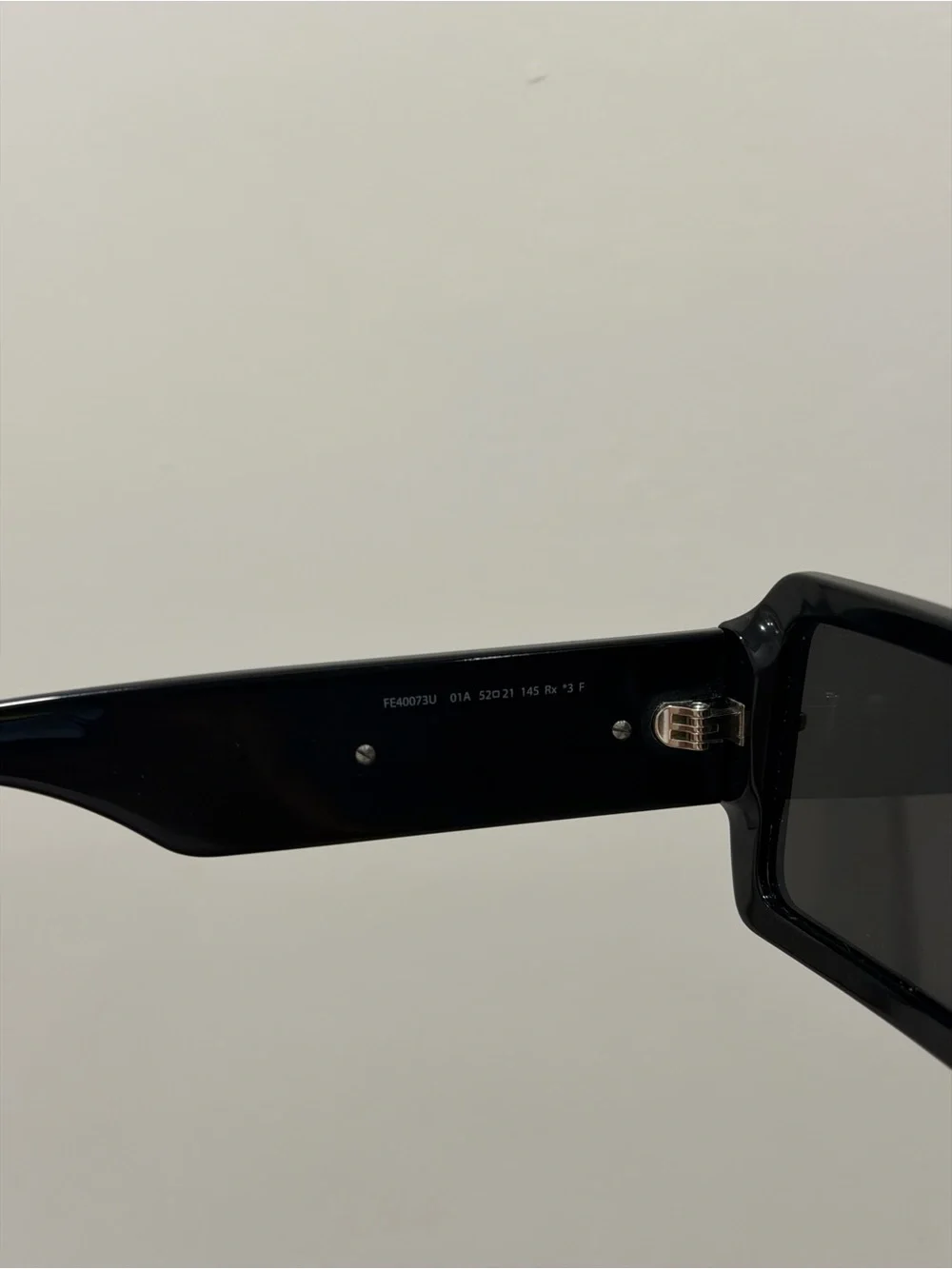 FENDIGRAPHY Black Sunglasses